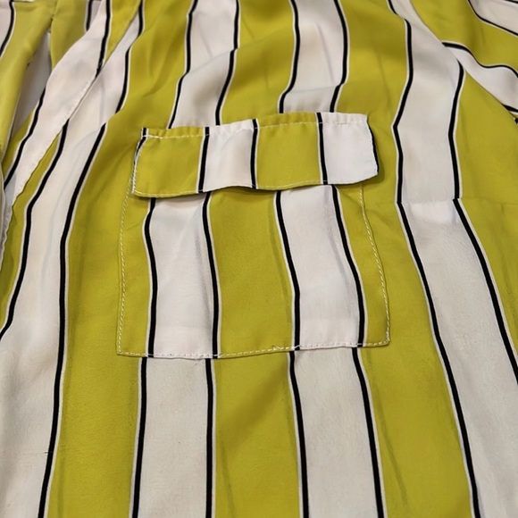 Torrid Blouse - Picture 4 of 6